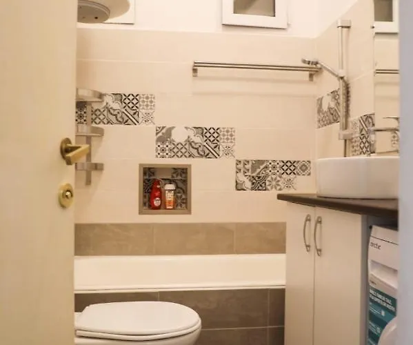 Ultracentral Cozy Near Old Town Διαμέρισμα